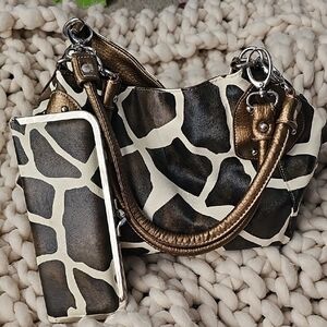 Bueno Brown and Cream Giraffe Print Shoulder Bag Set